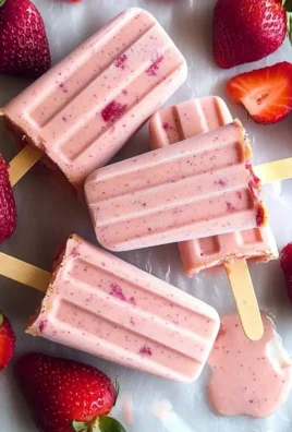 Delicious Strawberry Frozen Yogurt Bars for Guilt-Free Snacking